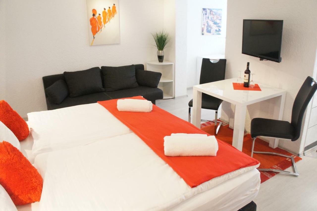 Hotel Berlin 슈베친겐 외부 사진